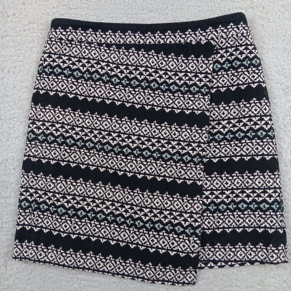 Loft Outlet Skirt Mini 4 Black White Geometric Jacquard Wrap Front